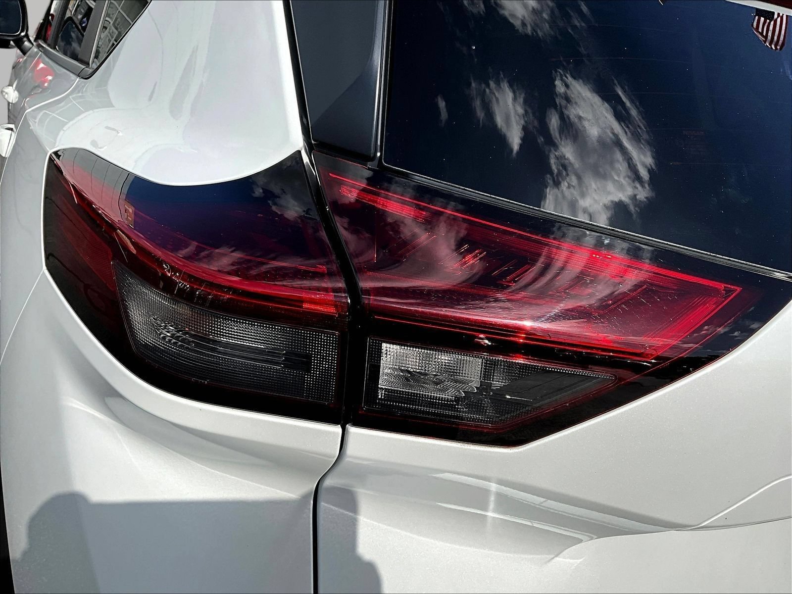 Used 2025 Nissan Rogue SV AWD/4WD image 25