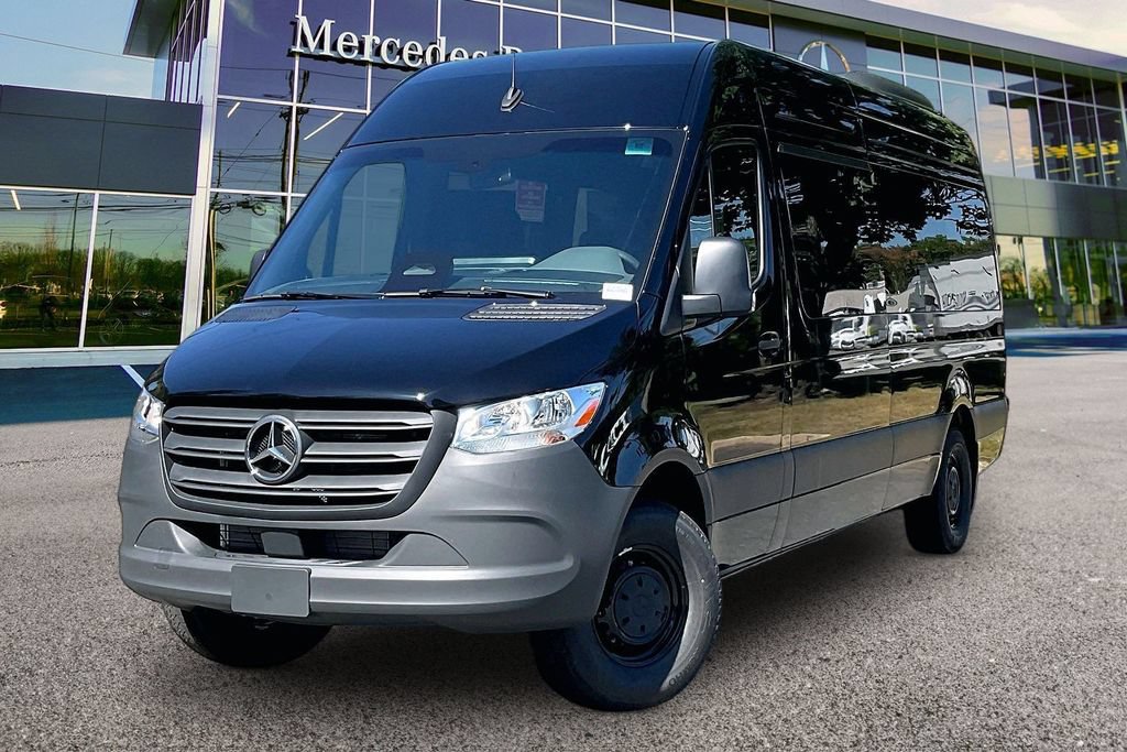 New 2026 Mercedes-Benz Sprinter 2500 image 2