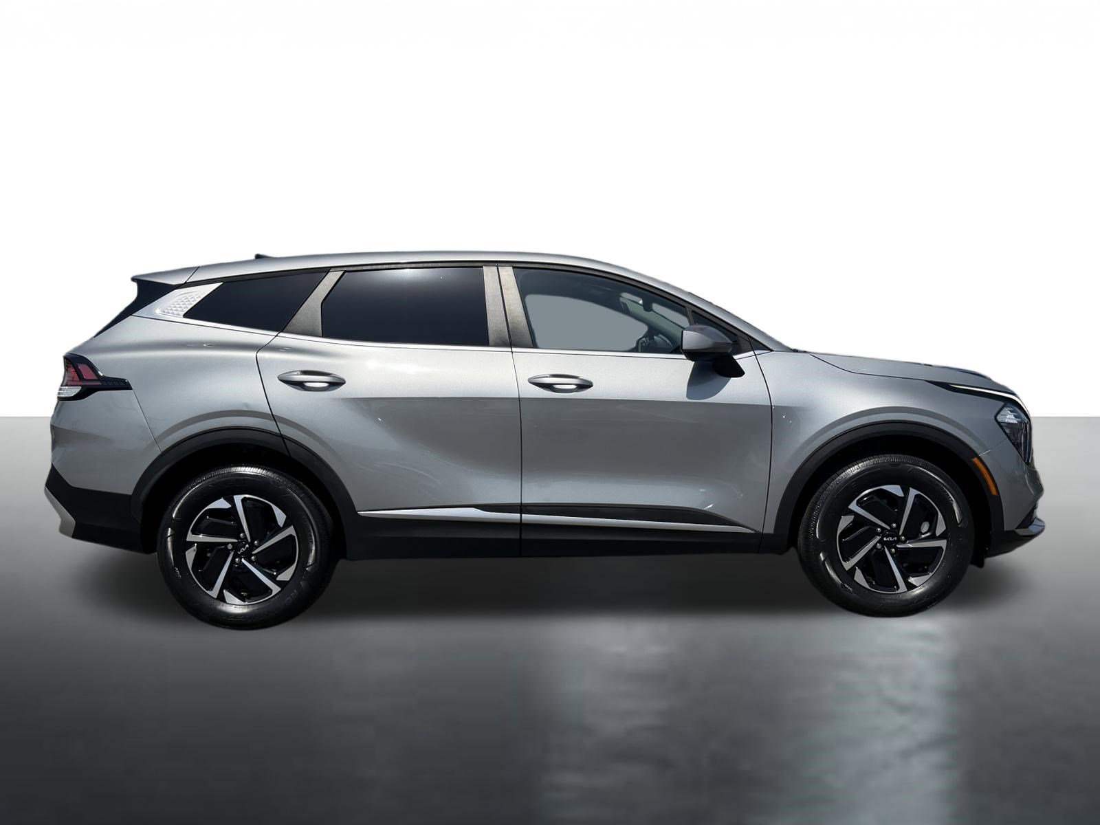 Certified 2023 Kia Sportage LX AWD/4WD image 9