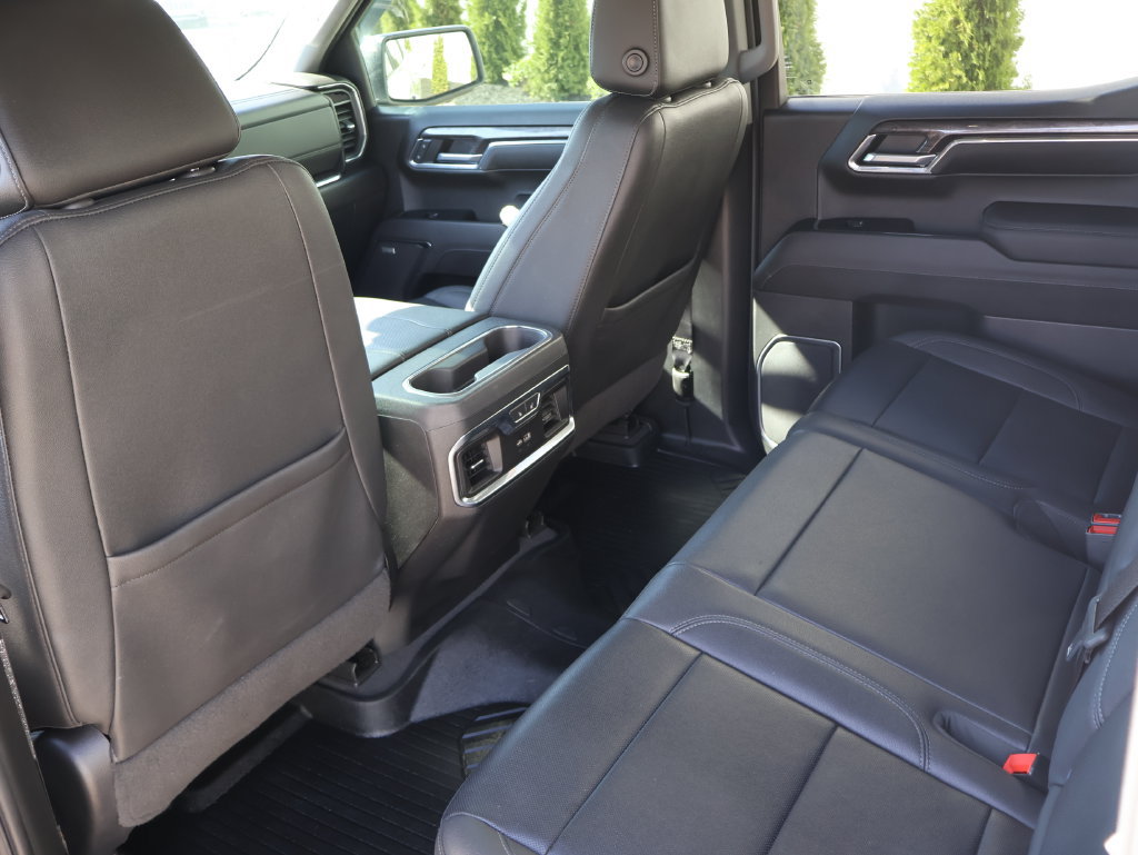 Certified 2023 Chevrolet Silverado 1500 LTZ w/ LTZ Premium Package AWD/4WD image 10