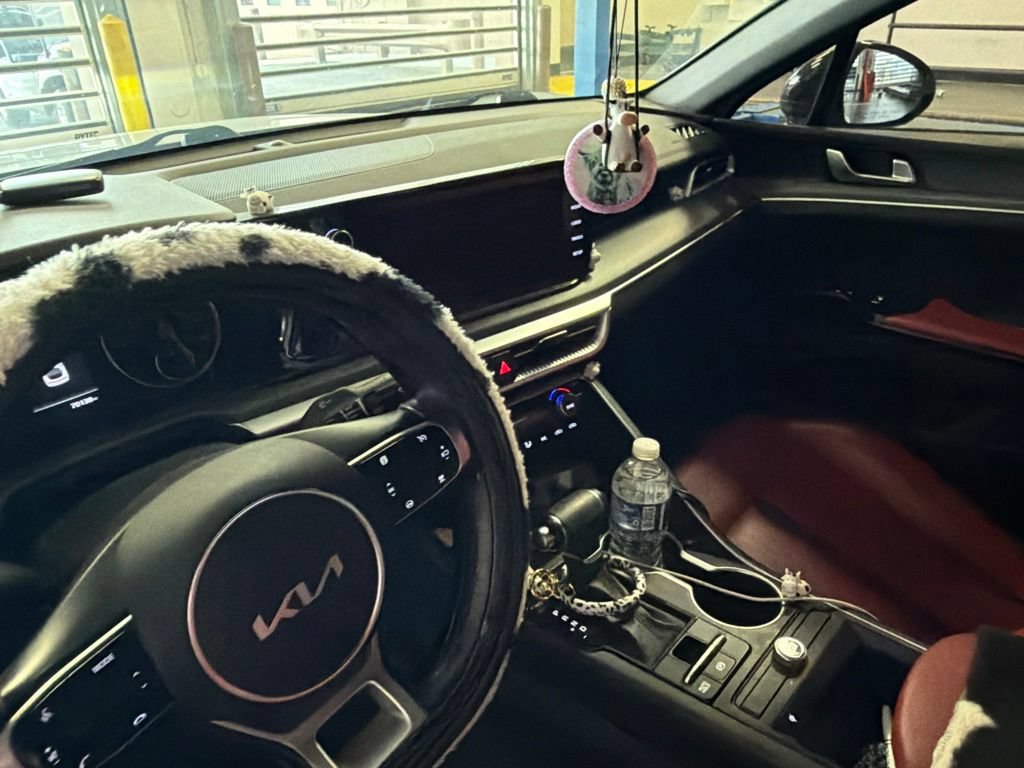 Used 2022 Kia K5 GT-Line w/ GT-Line FWD Premium Package image 3