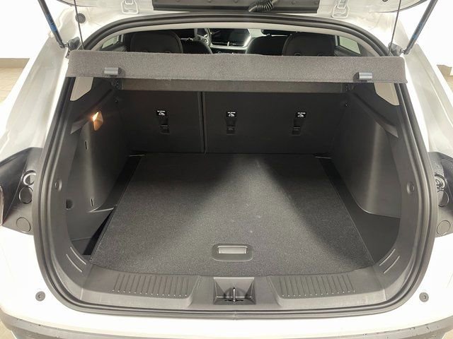 New 2026 Chevrolet Trax LT w/ Driver Confidence Package FWD image 24