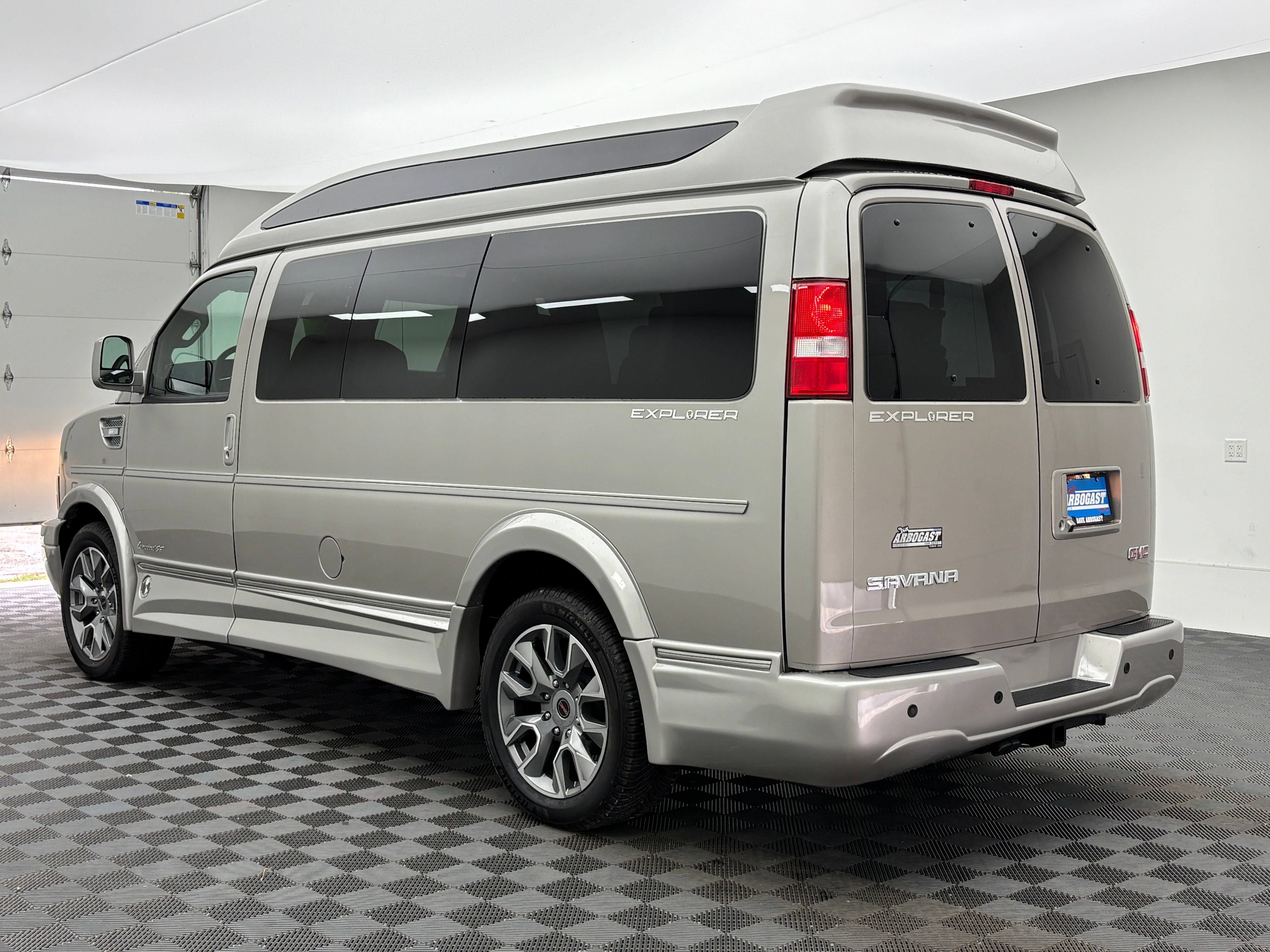 New 2026 GMC Savana 2500 w/ Driver Convenience Package RWD image 14