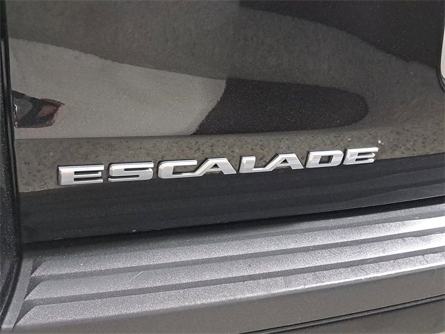 Used 2020 Cadillac Escalade ESV Premium Luxury image 9