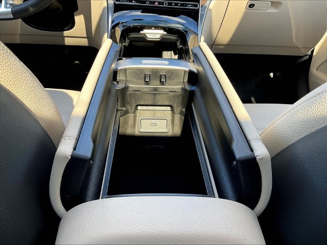 Used 2026 Mercedes-Benz GLC 300 4MATIC image 18