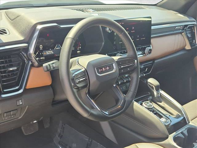 Used 2026 GMC Canyon AT4 w/ Technology Plus Package AWD/4WD image 10