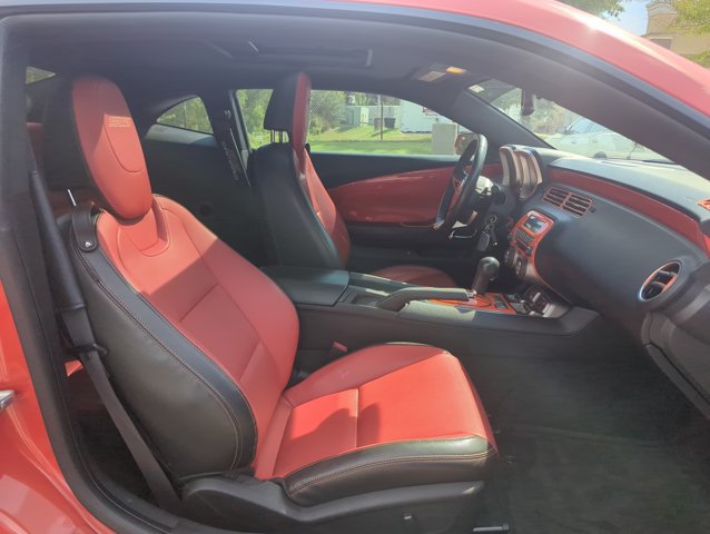 Used 2011 Chevrolet Camaro SS w/ Interior Accent Trim Package RWD image 16
