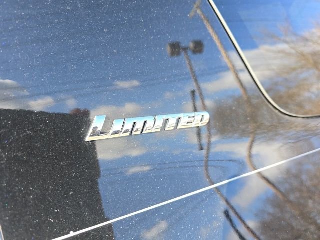 Used 2021 Toyota 4Runner Limited image 15