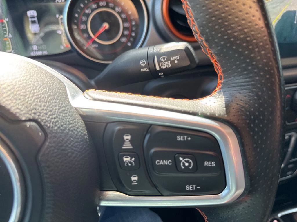 Used 2021 Jeep Gladiator Mojave AWD/4WD image 17