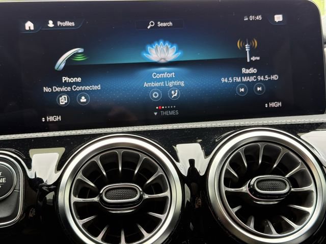 Used 2022 Mercedes-Benz CLA 250 4MATIC image 16