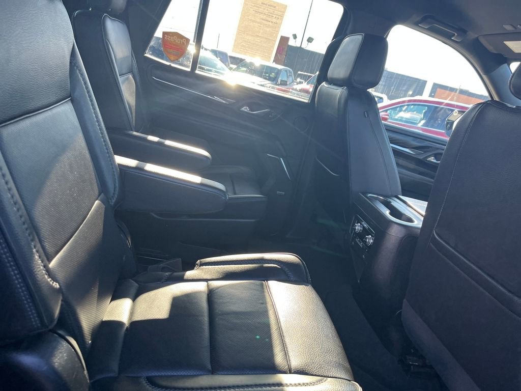 Used 2023 GMC Yukon Denali image 28