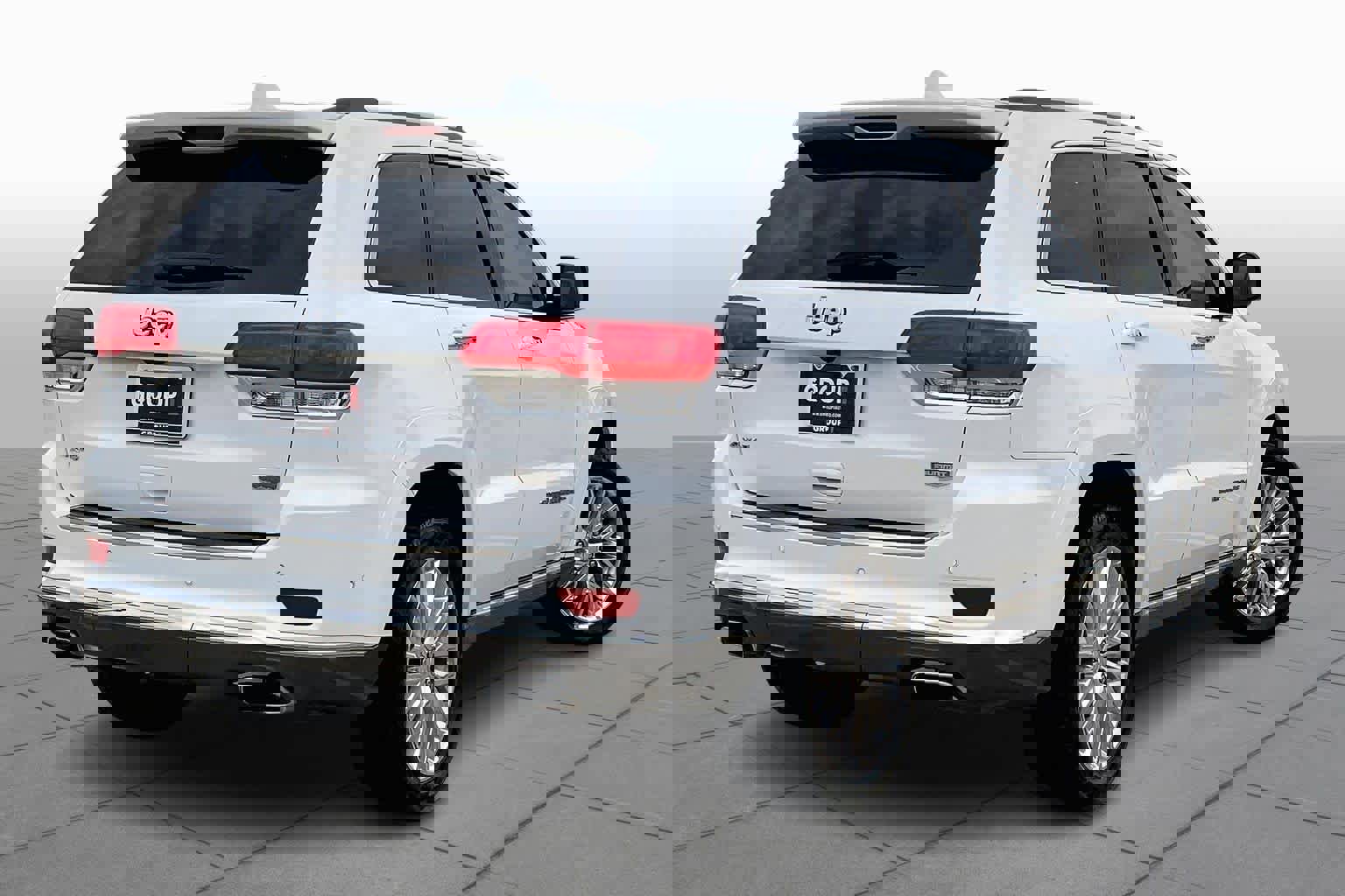 Used 2017 Jeep Grand Cherokee Summit image 12