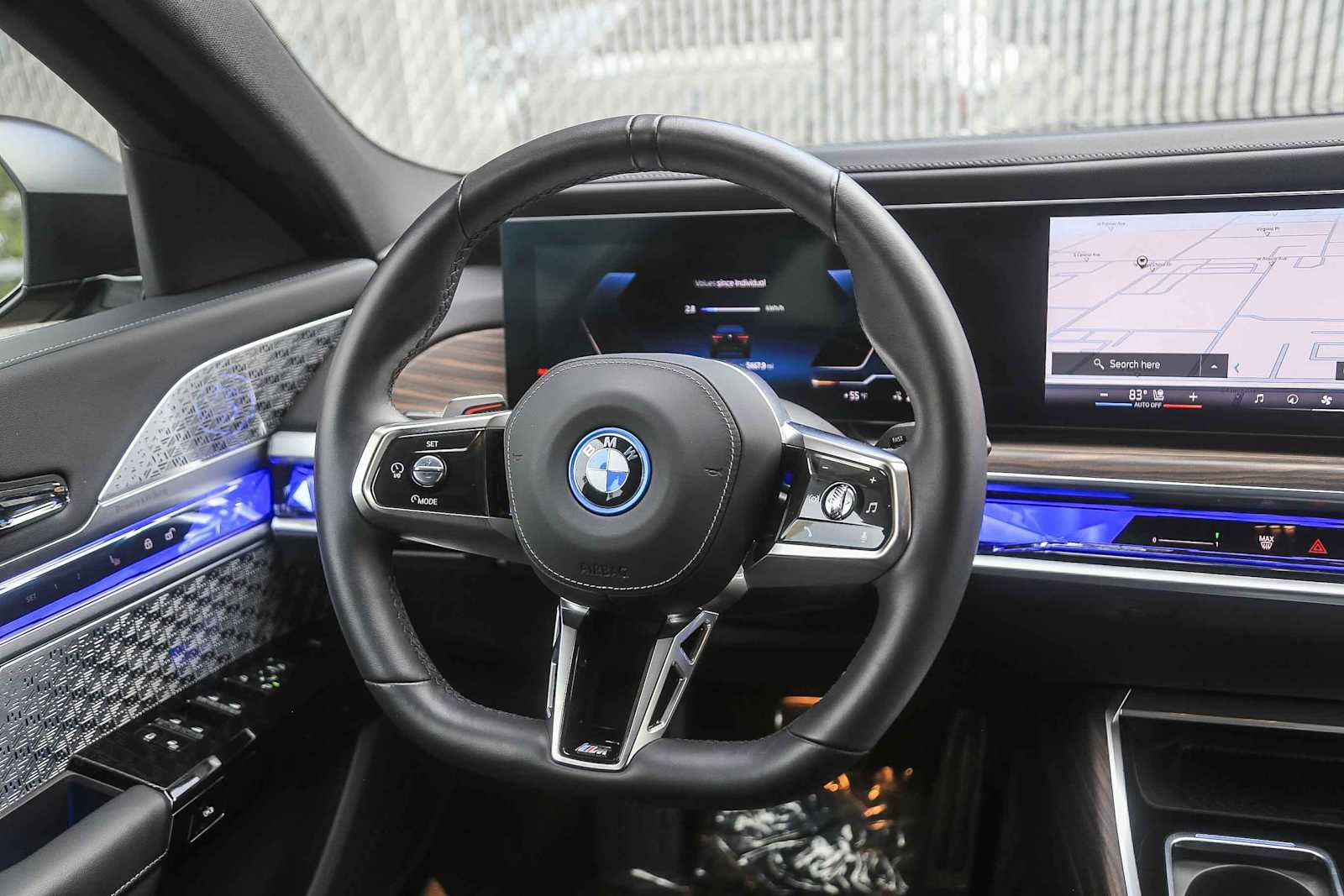 Used 2025 BMW i7 eDrive50 w/ M Sport Package image 12