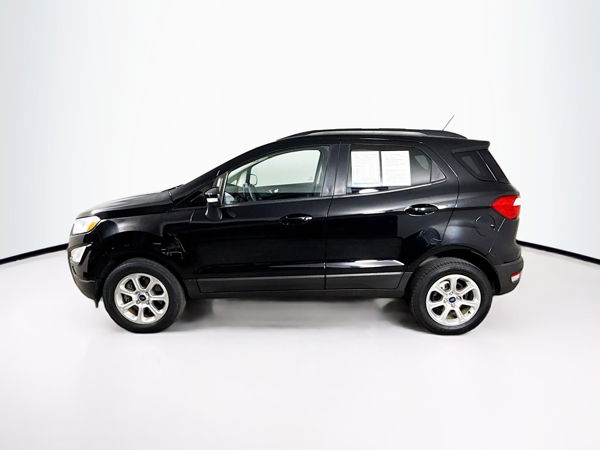 Used 2021 Ford EcoSport SE w/ SE Convenience Package image 7
