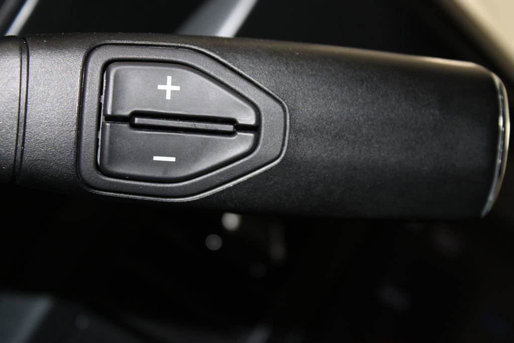 Used 2025 Ford F250 Platinum image 48