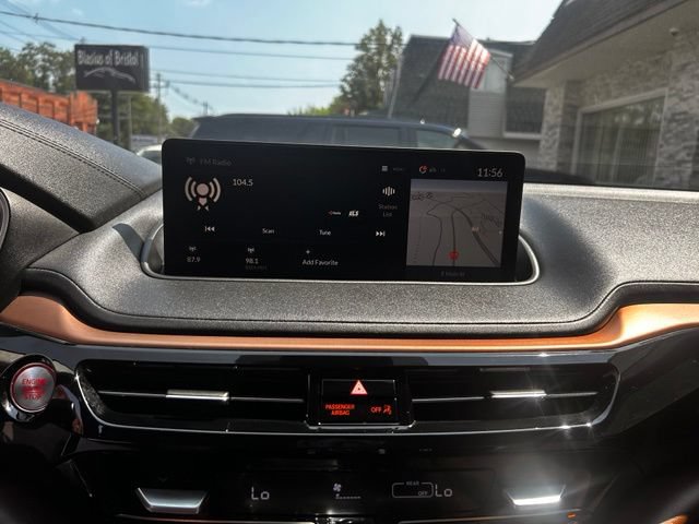 Used 2022 Acura MDX SH-AWD w/ Technology Package image 23