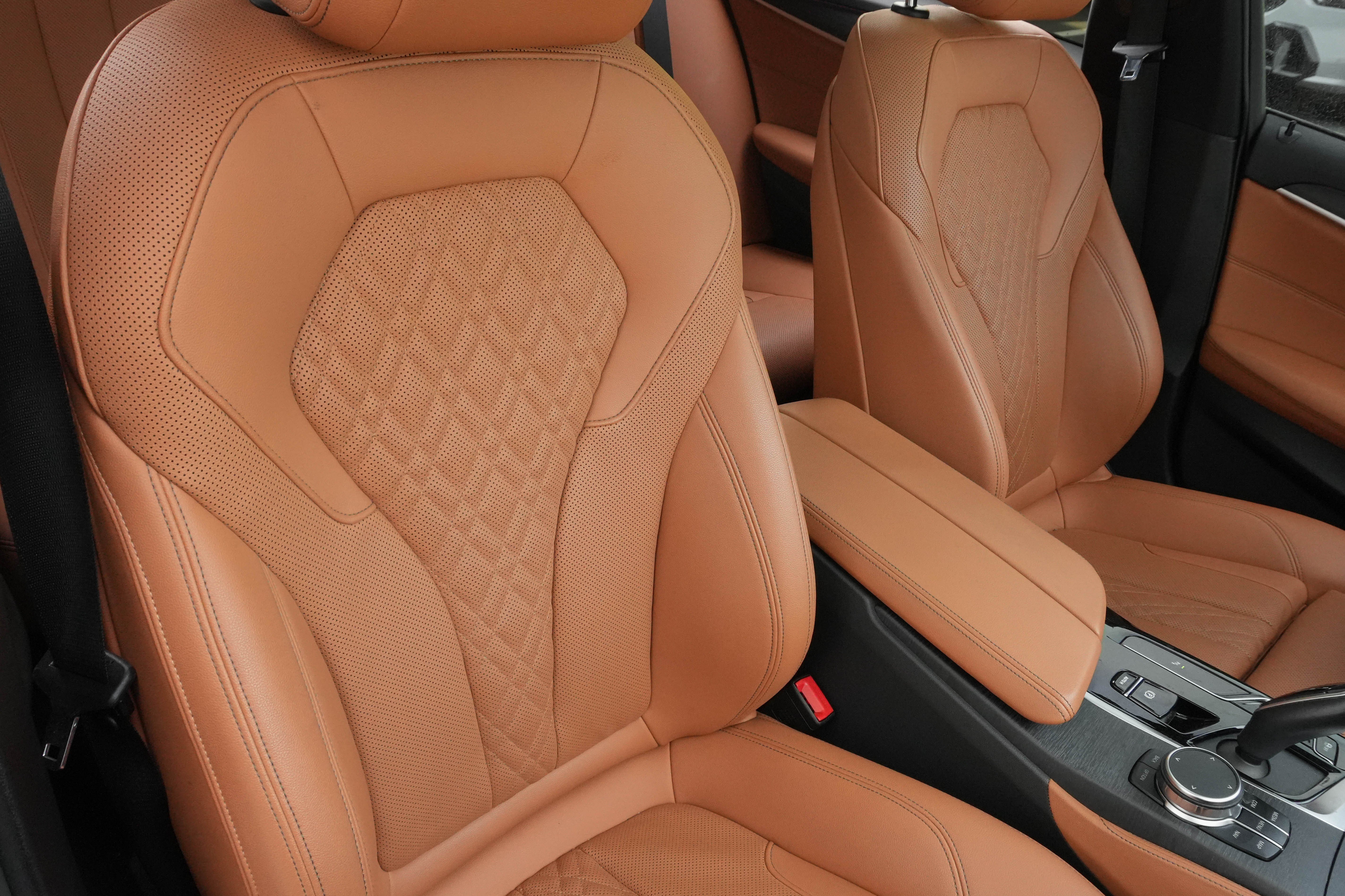 Used 2023 BMW 540i w/ M Sport Package RWD image 14