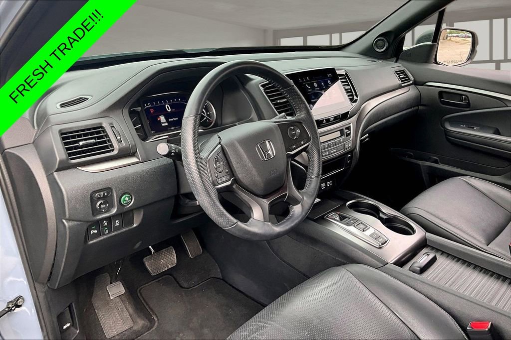 Certified 2023 Honda Passport EX-L image 17