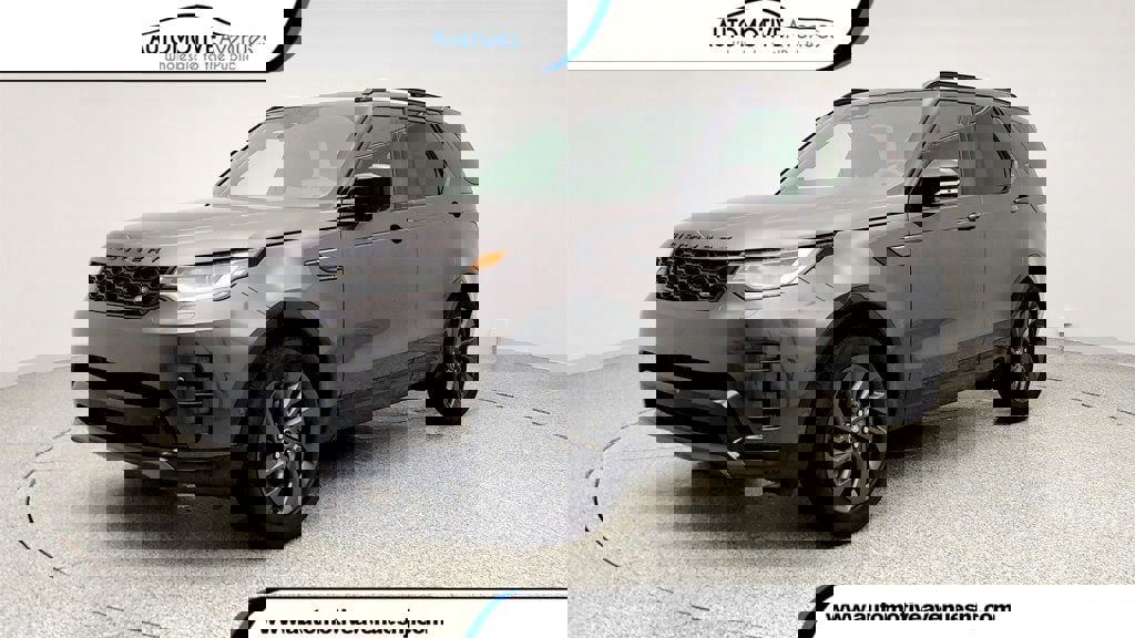 Used 2024 Land Rover Discovery Dynamic SE image 1