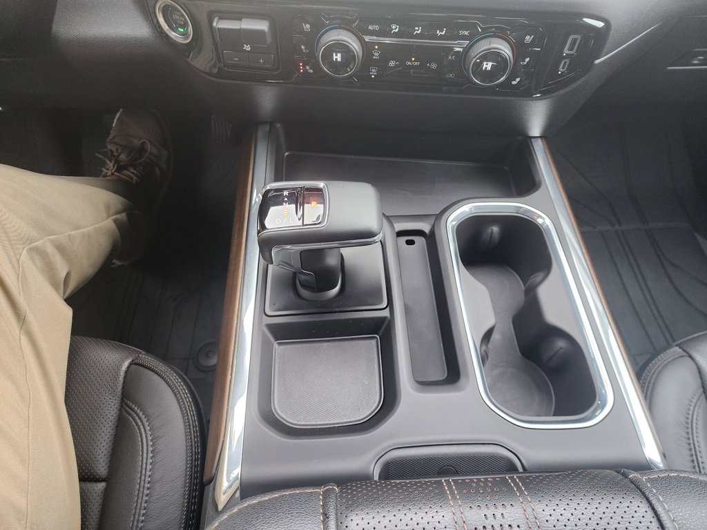 Certified 2024 Chevrolet Silverado 1500 High Country w/ High Country Premium Package image 44