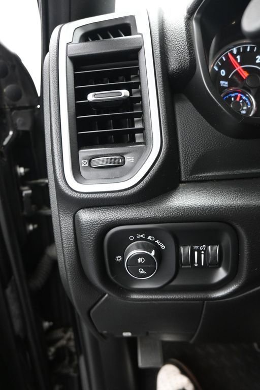 Used 2019 RAM 2500 Big Horn image 15