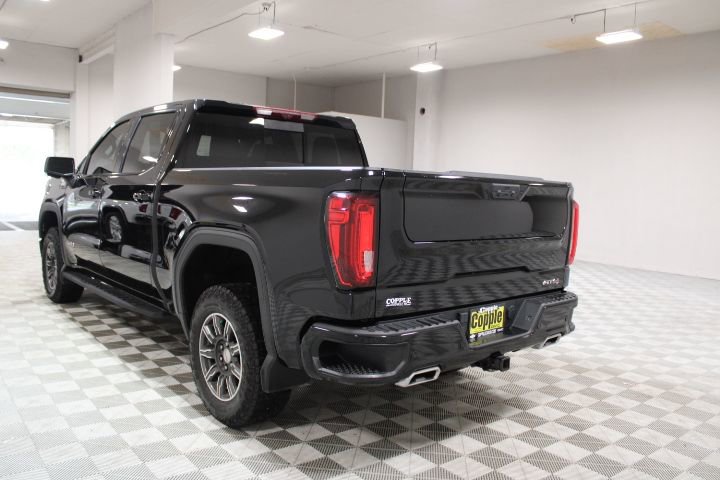 Used 2024 GMC Sierra 1500 AT4 w/ Technology Package image 6