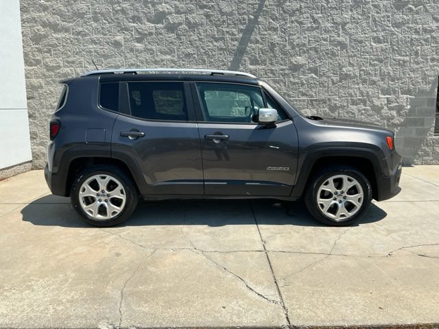 Used 2016 Jeep Renegade Limited AWD/4WD image 11