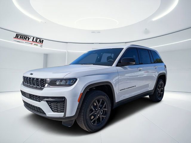 New 2026 Jeep Grand Cherokee Laredo image 7