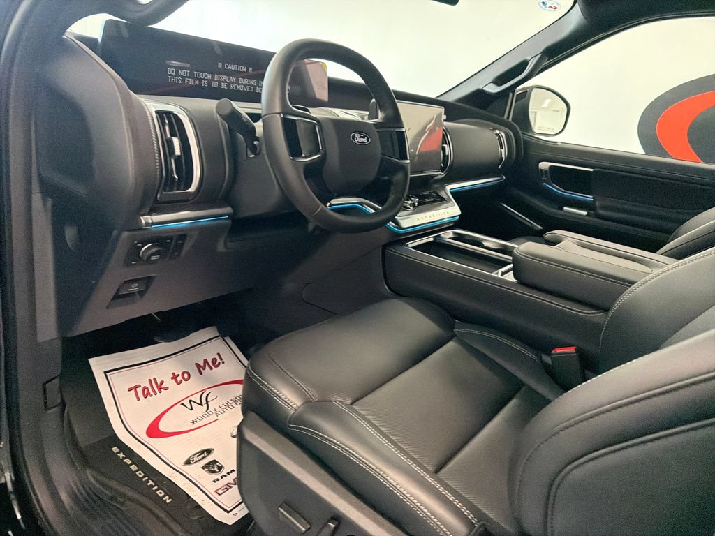 New 2027 Ford Expedition Platinum w/ Stealth Performance Package AWD/4WD image 10