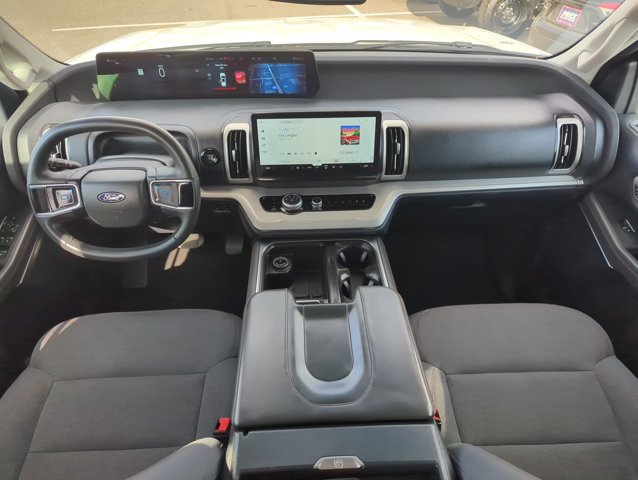 Used 2025 Ford Expedition Active RWD image 21