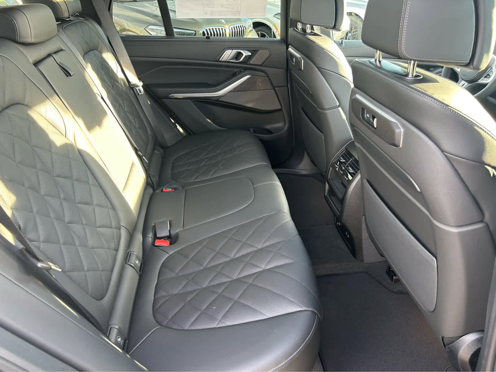 New 2026 BMW X5 M60i image 13