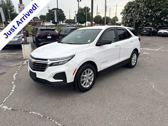 Used 2023 Chevrolet Equinox LS w/ LS Convenience Package FWD image 7