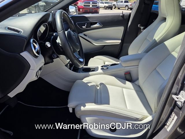 Used 2018 Mercedes-Benz CLA 250 4MATIC image 5