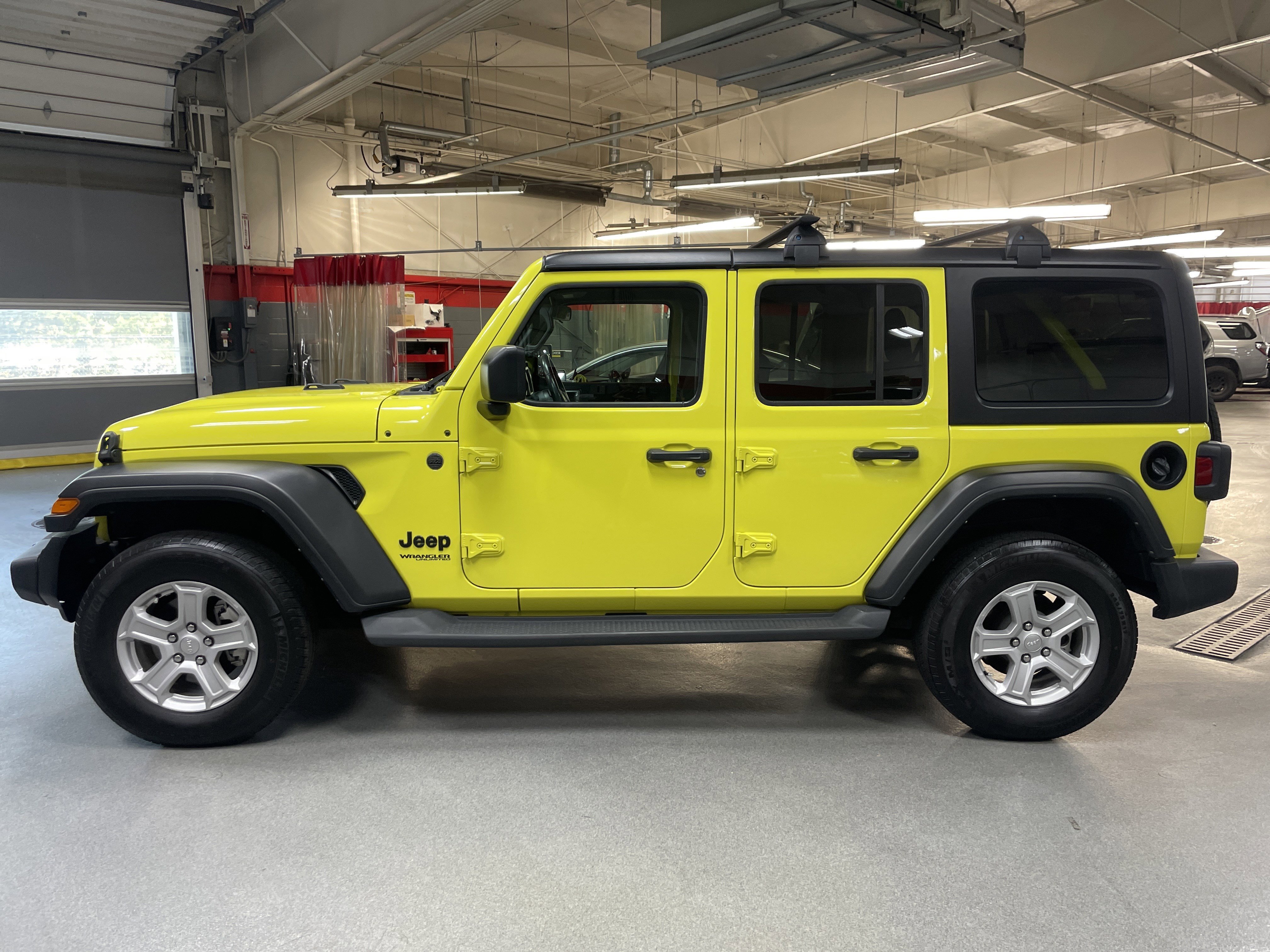 Used 2022 Jeep Wrangler Unlimited Sport image 7