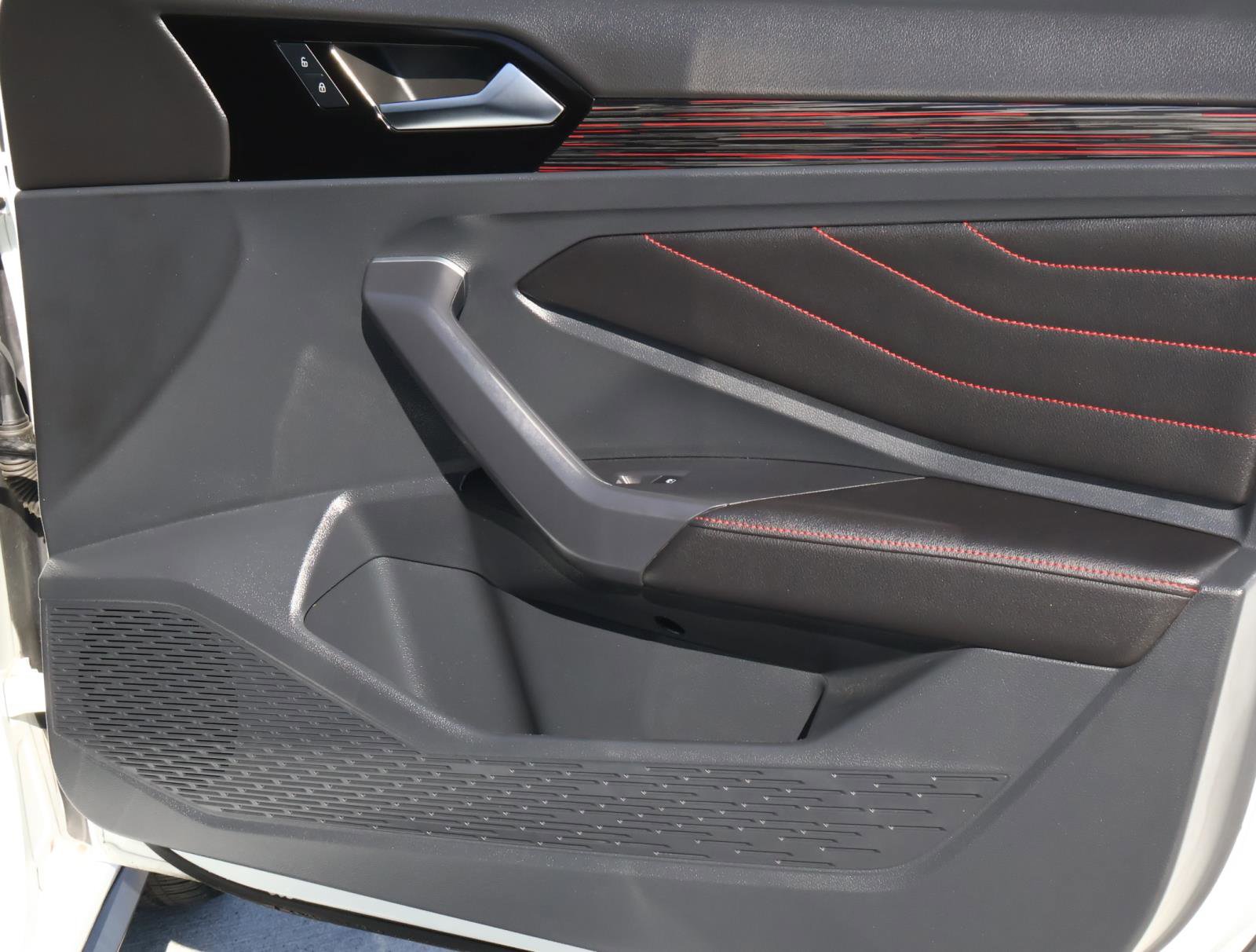 Used 2023 Volkswagen Jetta GLI Autobahn image 16