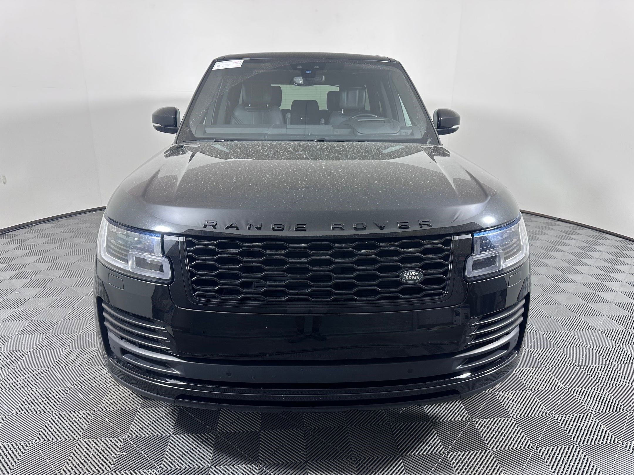 Used 2020 Land Rover Range Rover HSE image 5