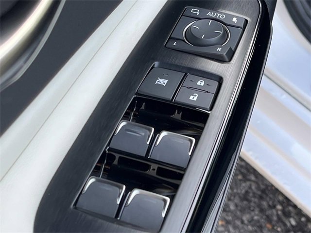 Certified 2022 Lexus ES 350 F Sport image 29