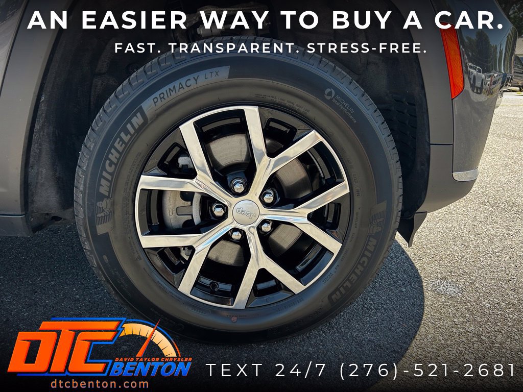 Used 2025 Jeep Grand Cherokee L Limited AWD/4WD image 33