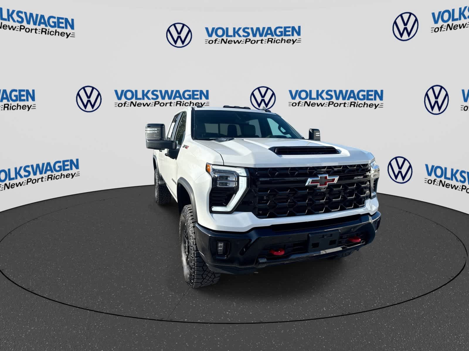 Used 2026 Chevrolet Silverado 2500 ZR2 AWD/4WD image 16