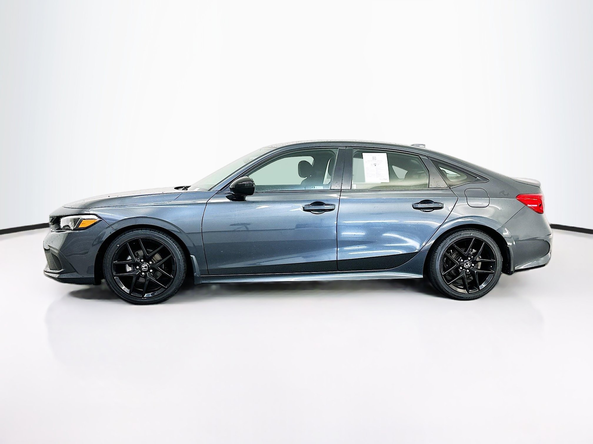 Used 2024 Honda Civic Sport image 4