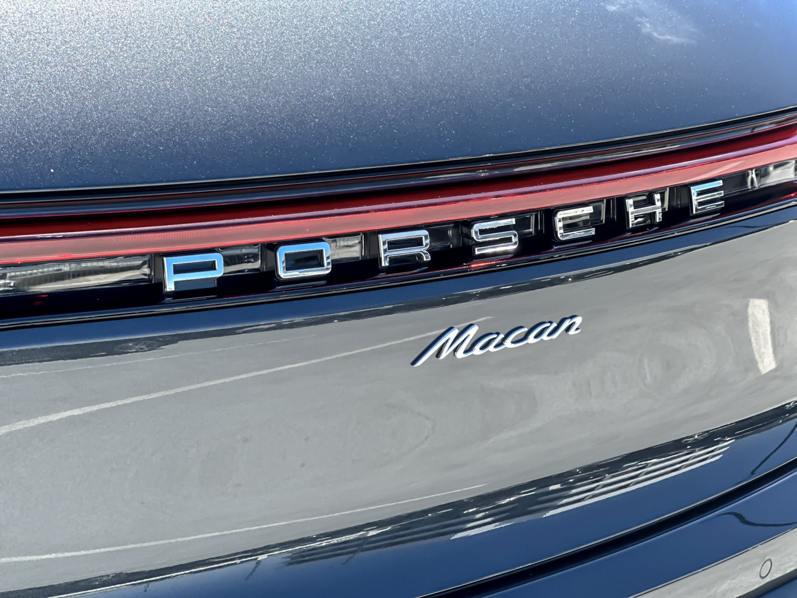 New 2026 Porsche Macan AWD/4WD image 28
