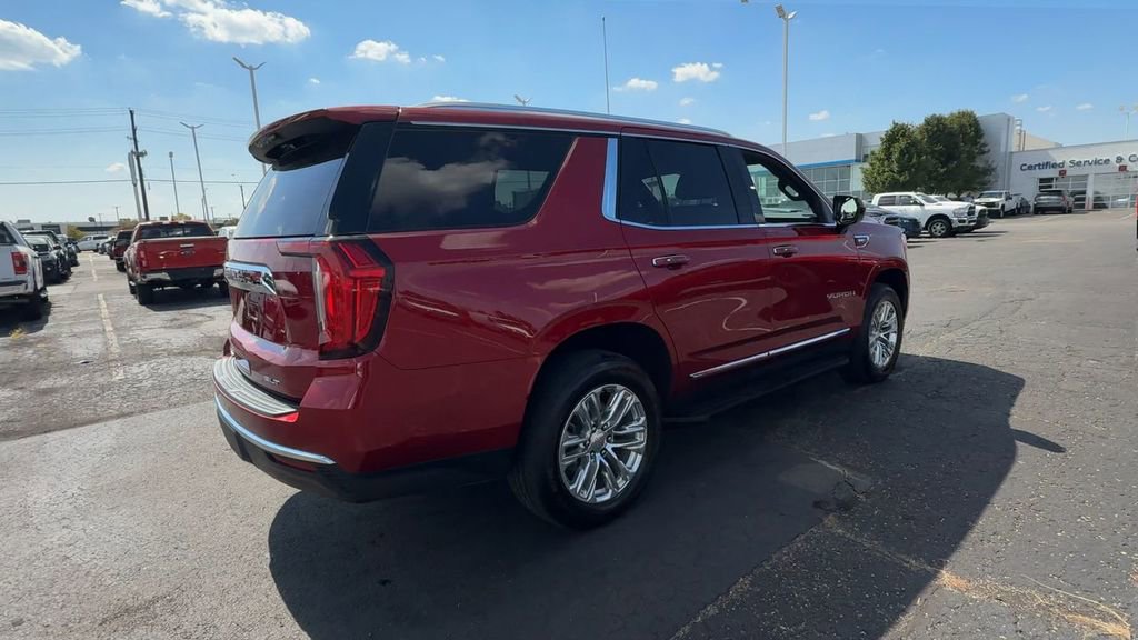 Used 2023 GMC Yukon SLT AWD/4WD image 8