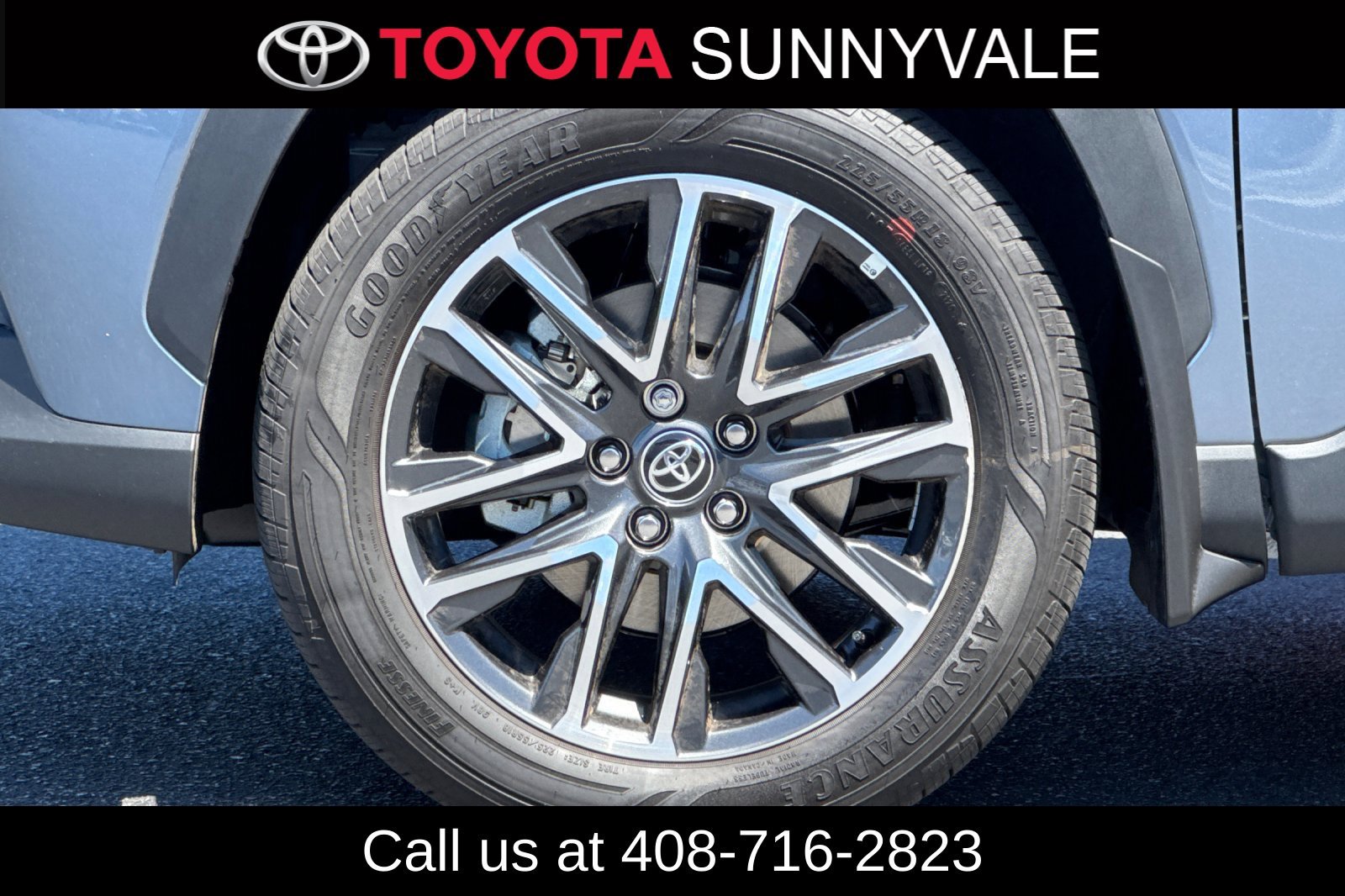 Used 2026 Toyota Corolla Cross XLE w/ Convenience Package AWD/4WD image 12