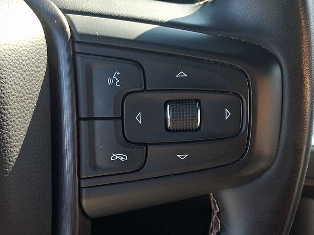 Used 2024 GMC Yukon XL AT4 w/ Technology Package AWD/4WD image 24