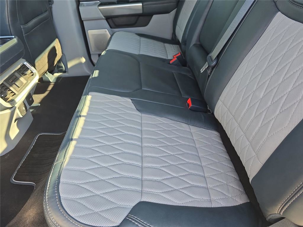 Used 2023 Ford F150 Limited image 17