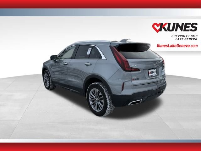 Used 2025 Cadillac XT4 Premium Luxury image 9