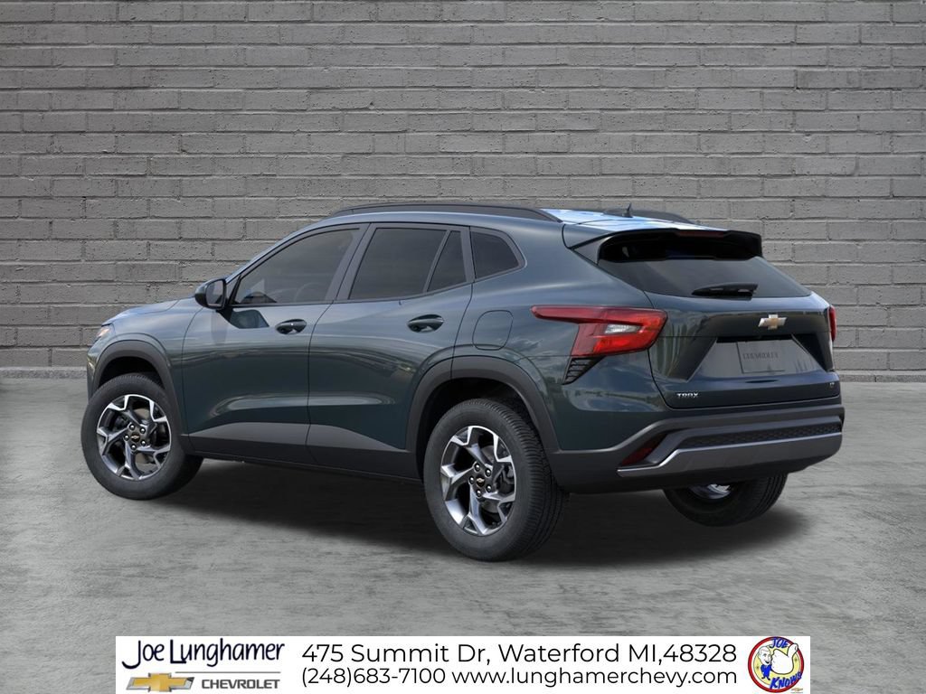 New 2026 Chevrolet Trax LT w/ Driver Confidence Package FWD image 3