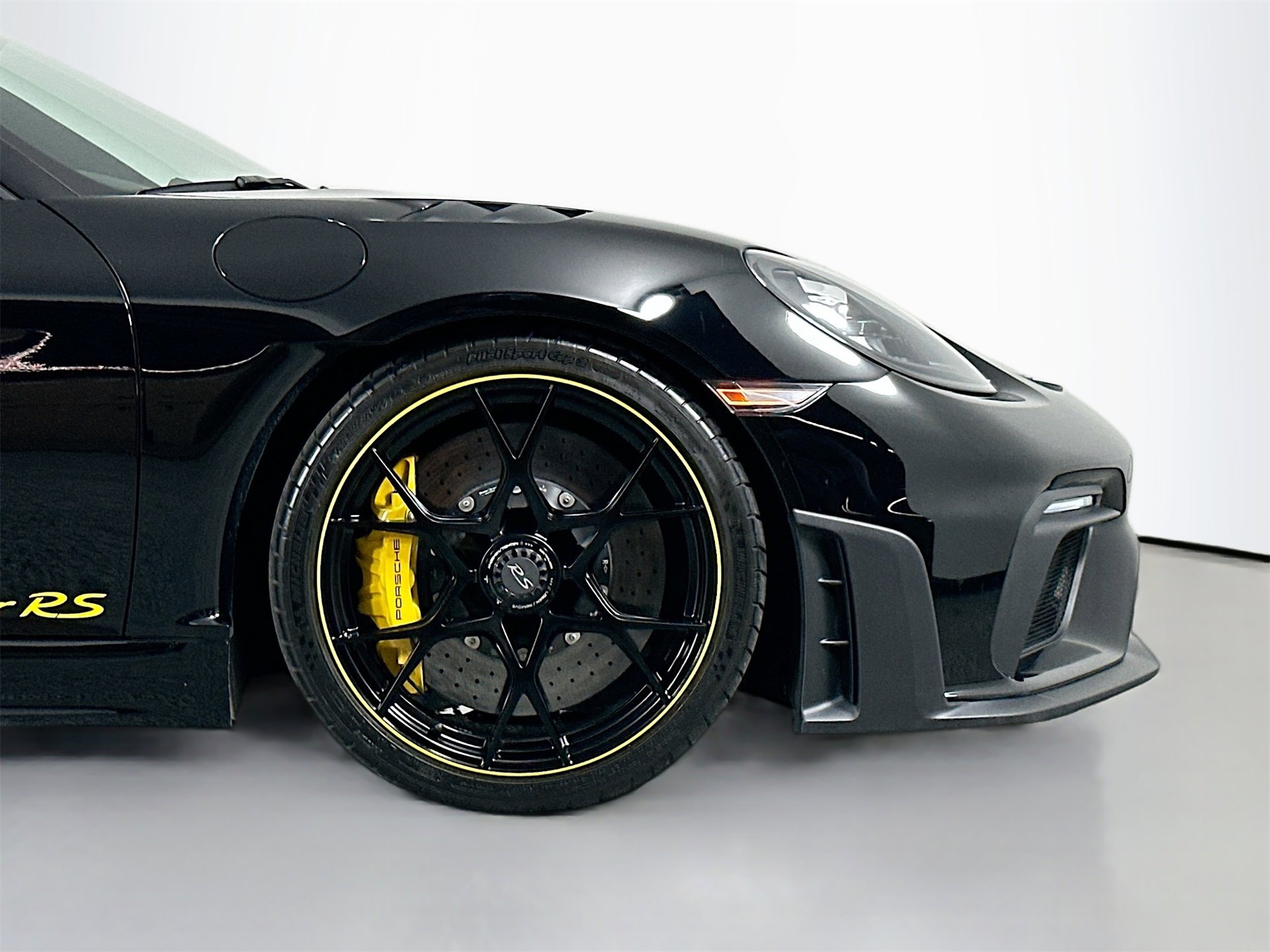 Certified 2025 Porsche 718 Boxster Spyder RS image 14