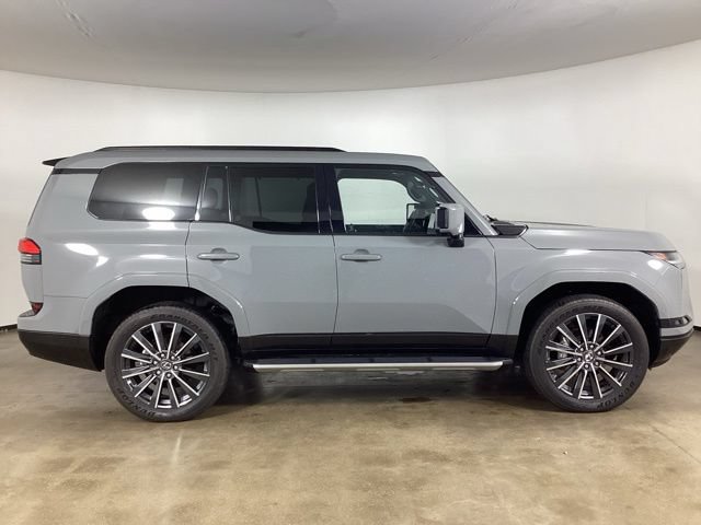 Used 2025 Lexus GX 550 w/ Cold Area Package AWD/4WD image 4