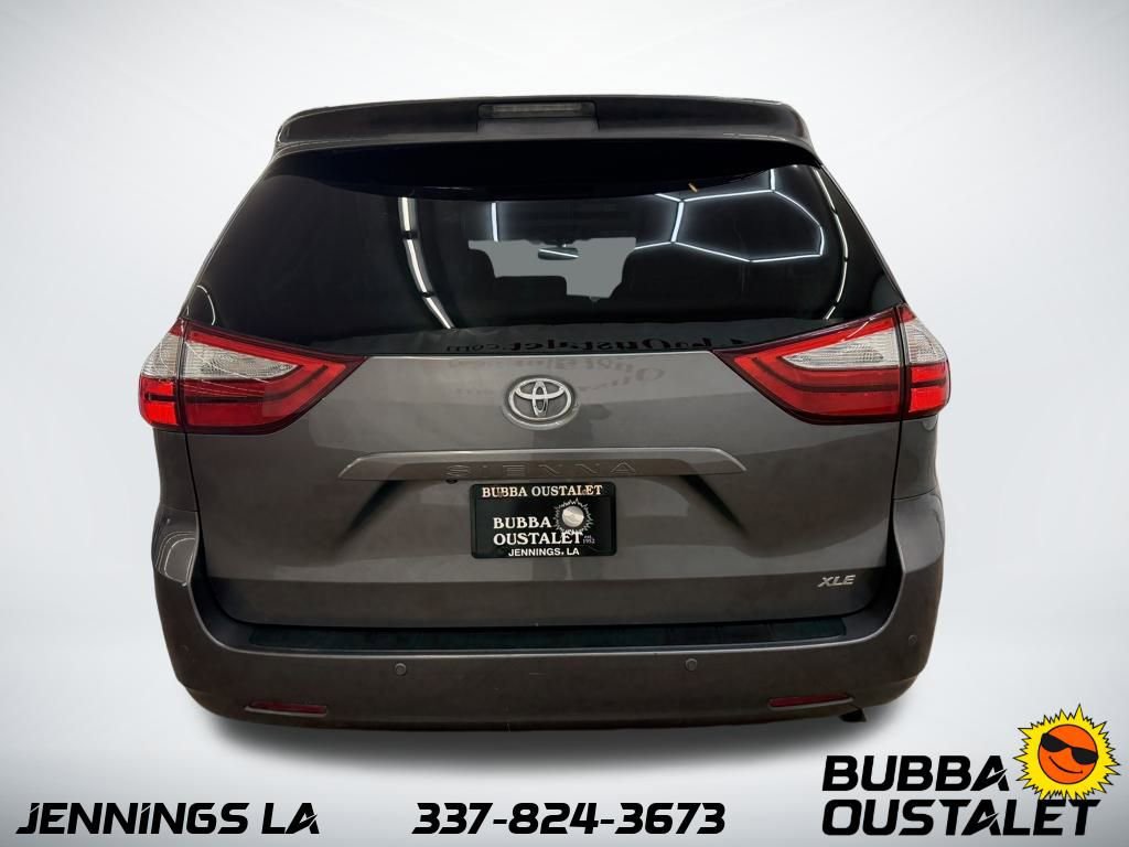 Used 2015 Toyota Sienna XLE Premium image 4